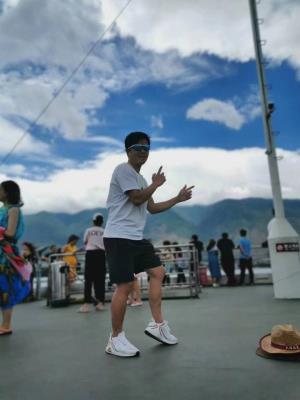 ����Ƭ�ĺ��v