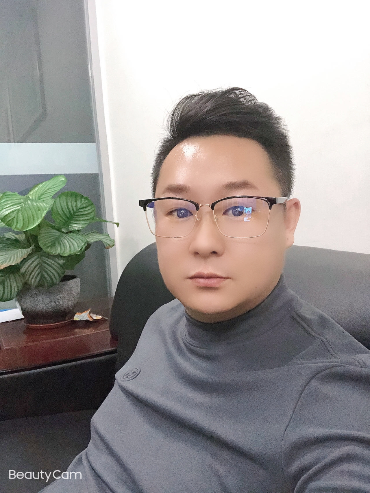 ����Ƭ�ĺ��v